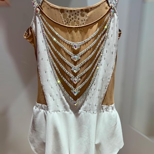 Trikot für rhythmische Gymnastik: Eiskunstlauf-Kleid