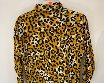 1980’s yellow and black leopard print turtleneck