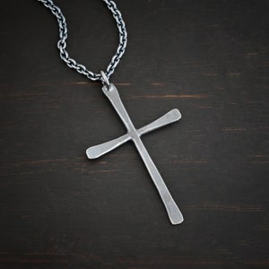 Ol Rugged Cross Necklace