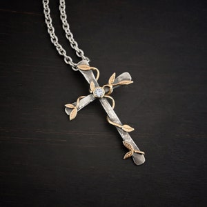 He is Risen Necklace