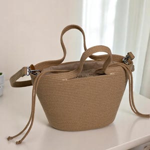 Sac fourre-tout caramel, sac à bandoulière d'été, sac à main en corde de coton fait main, petit sac de marché, sac de plage bohème, cadeau pour elle, sac décontracté de tous les jours