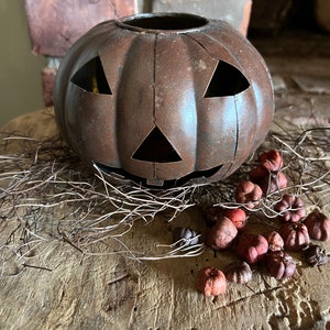 Metal Jack O&#39; Lantern Candle Holder~Primitive~Rustic~Halloween~October~Fall~