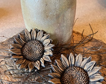 Blackened Beeswax Sunflower~ #207 Summer~Floral~Flowers~Sunflowers~Garden~Bowl Fillers~