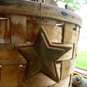 New Primitive/Country Scented Handmade Beeswax Punch Tin Stars filler Handmade 