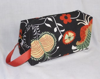 Dancing Flowers on Black Project Bag