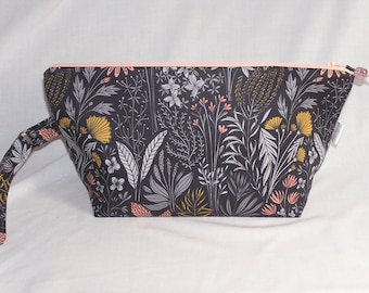 In the Weeds Beckett Bag - Premium Fabric