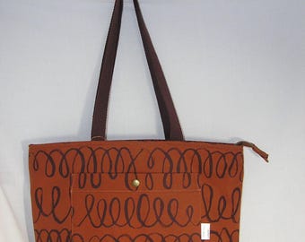 Rivers Bend Zippered Pepin Tote