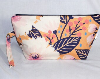 Big Blooms on Peach Beckett Bag - Premium Fabric