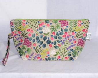 Pressed Linen Flowers Beckett Bag
