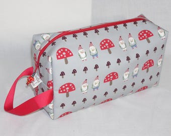 Gnomes and Mushrooms Project Bag