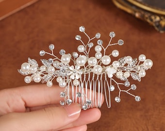 Wedding Comb Silver, Rhinestones Hair Comb for Bride, Pearls Crystals Bridal Hairpiece, Ceramics Floral Bridal Hair Accessories Handcrafted