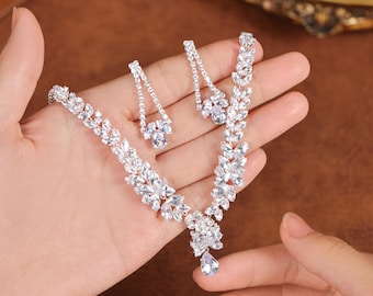 Sparkling Bridal Jewelry Set - Adjustable Silver Necklace + Drop Earrings, Wedding & Prom Statement Jewelry