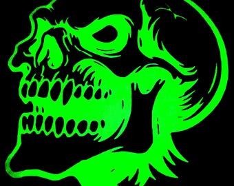 Glowing Skull Decal | Bold Skull Vinyl | Horror Aesthetic Decal for Cars & Tumblers