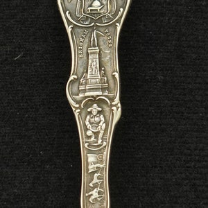 RARE SOUVENIR Antique Spoon, Sterling Silver, Vintage, Duluth, Minnesota Spoon, Engraved Collector Spoon, Floral and Scroll Designed Handle