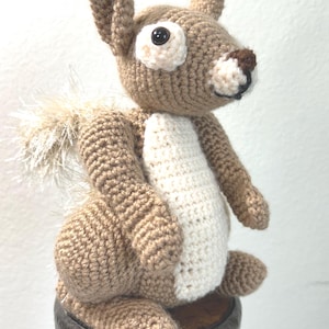 Crocheted Squirrel Plushie: Bushy Tail Amigurumi Stuffed Toy