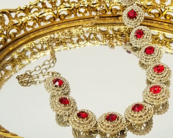 Vintage Light Gold Tone Textured Circular Red Gem Cable Chain Statement Necklace | Layering | Wedding | Formal | Prom | Statement Necklaces