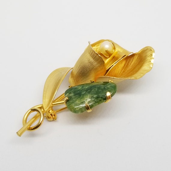 Vintage Goldtone Flower Pearl Green Stone Brooch … - image 3