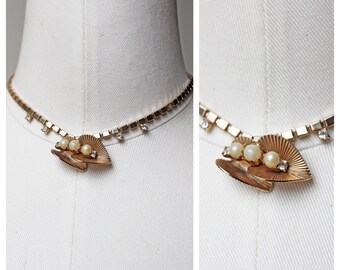 1950s Vintage Gold Tone Box Chain Leaf Pearl Bead Pendant Rhinestone Choker Necklace | Wedding | Bridal Jewelry | Chokers | Layering