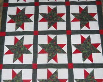 Christmas   --  quilt top  **new**  (45 x 58)