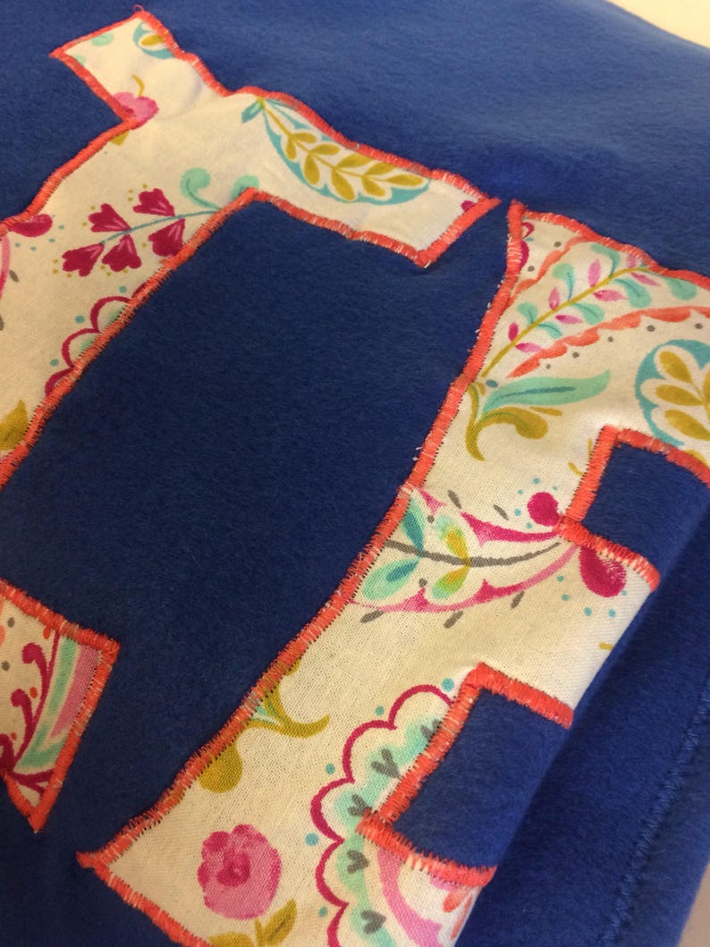 Large Soft Fleece Monnagrammed Pet Blankets Small