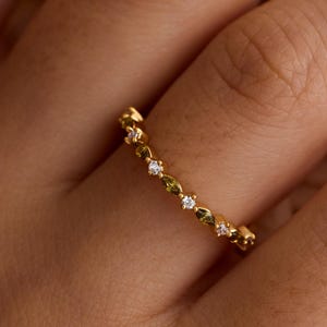 Personalized birthday gemstone ring, olive leaf and circular birthday stone jewelry, a gift for her, birthday gift, gift for mother