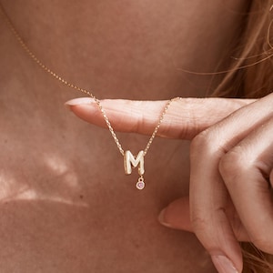 Initial Halskette für Mama, Muttertagsgeschenk Benutzerdefinierte Brief Anhänger, personalisierte Schmuck von Tochter, sinnvolles Geschenk für Sie