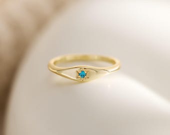 Custom Birthstone Star Ring, Dainty Gold Signet Ring, Minimalist Stackable Rings, Christmas Gift for Mom, Celestial Jewelry, Birthday Gift