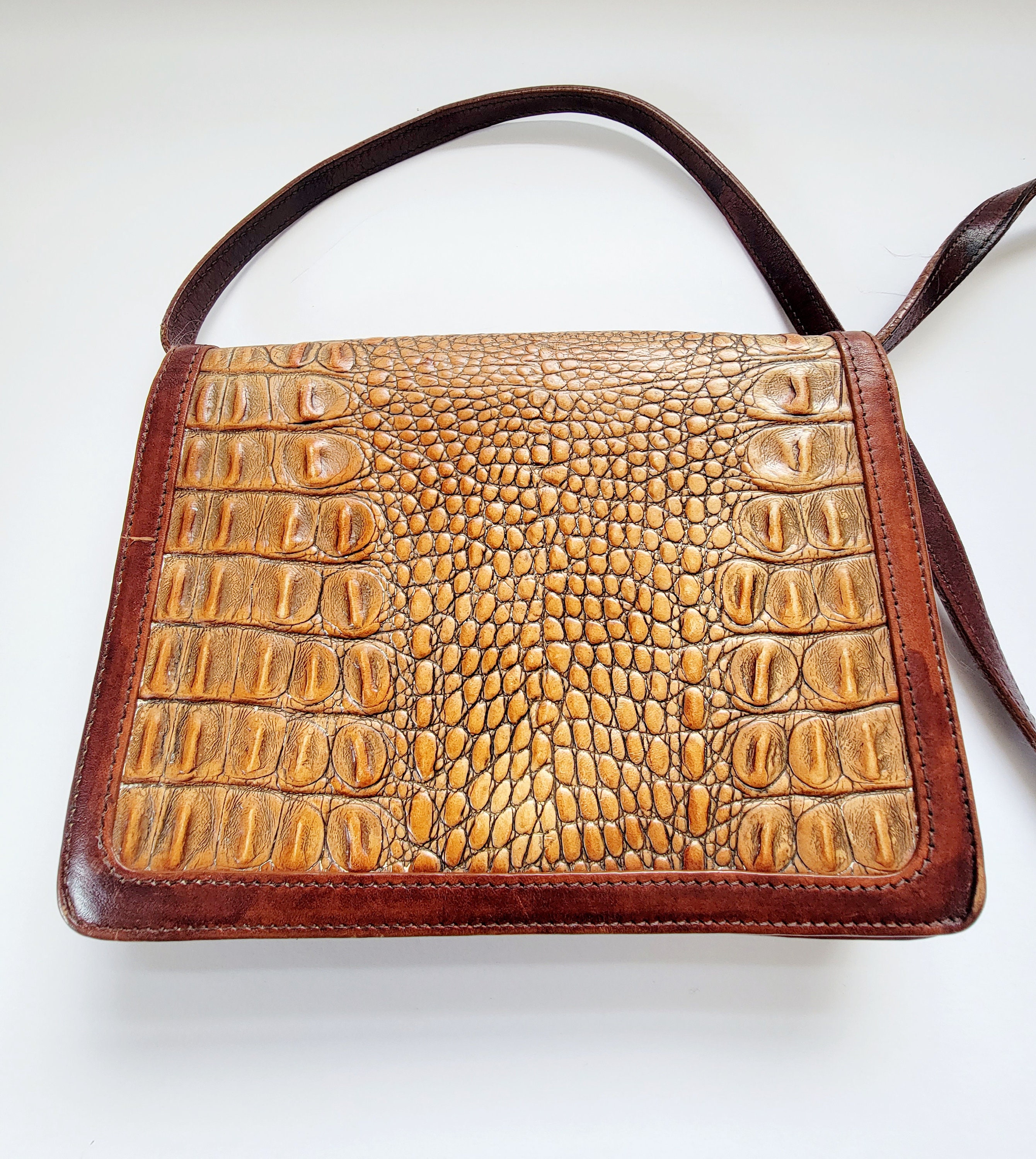 Brahmin Pink Leather Croc Women’s Shoulder Tote Handbag Purse Tassel EUC