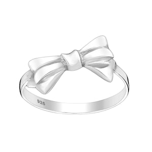 925 Sterling Silver Ribbon Ring