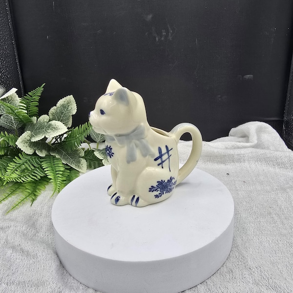 Vintage JSNY Ceramic Cat Creamer Designed in a Blue and White Delft Style