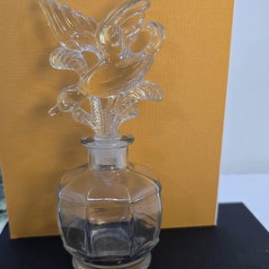 Vintage Glass Bird Perfume Bottle.