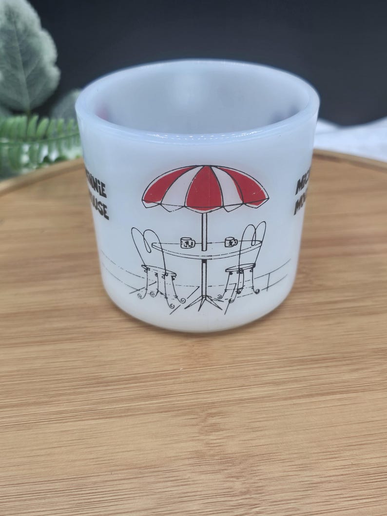 Vintage Federal Mickey and Minnie Mouse Milk Glass Coffee Mug Cup Walt Disney USA bild 2