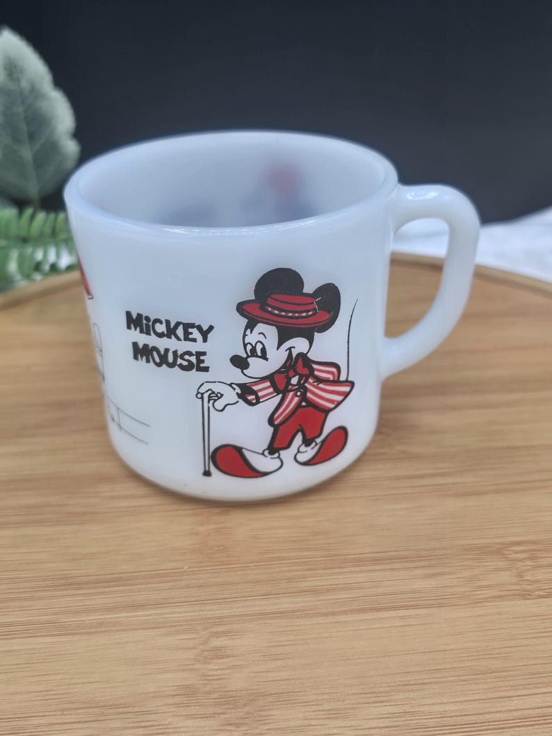 Vintage Federal Mickey and Minnie Mouse Milk Glass Coffee Mug Cup Walt Disney USA bild 1