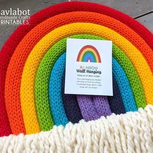 Étiquettes imprimables à accrocher au mur arc-en-ciel, tenture murale en tricot, macramé, décoration bohème, étiquettes pour cartes de soins à accrocher au mur, imprimables pour la préparation du marché