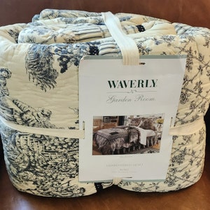 NEW Waverly navy toile king quilt