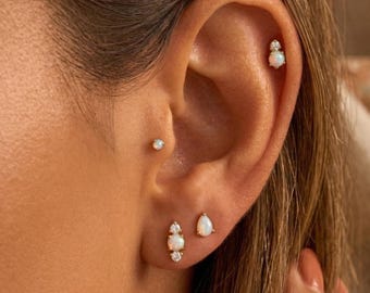 Kleine opaal helix oorbellen 16G stud oorbel platte achterkant Conch piercing kraakbeen Unieke sieraden voor haar