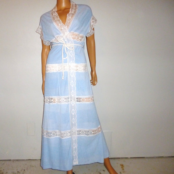 Vintage 70's Baby Blue and White Lace Terry Cloth Pool, Beach Cover or Robe Flowing Maxi Gown Dress 39" Bust