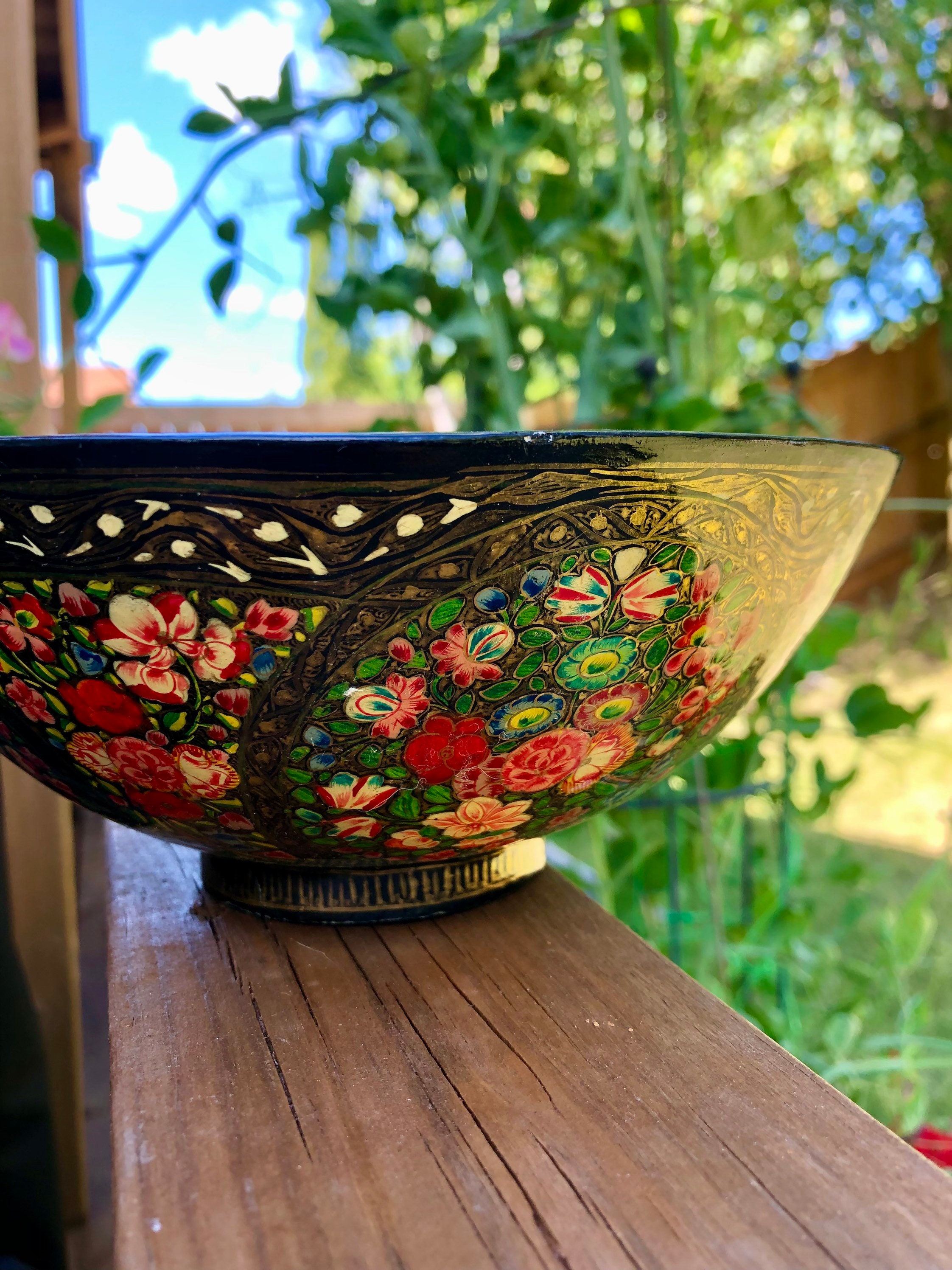 Multicoloured Paper Mache Floral Laquered Bowl With Detailed