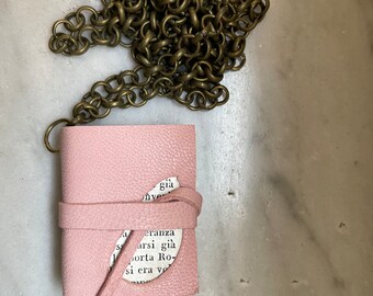 Mini book necklace, with ancient paper