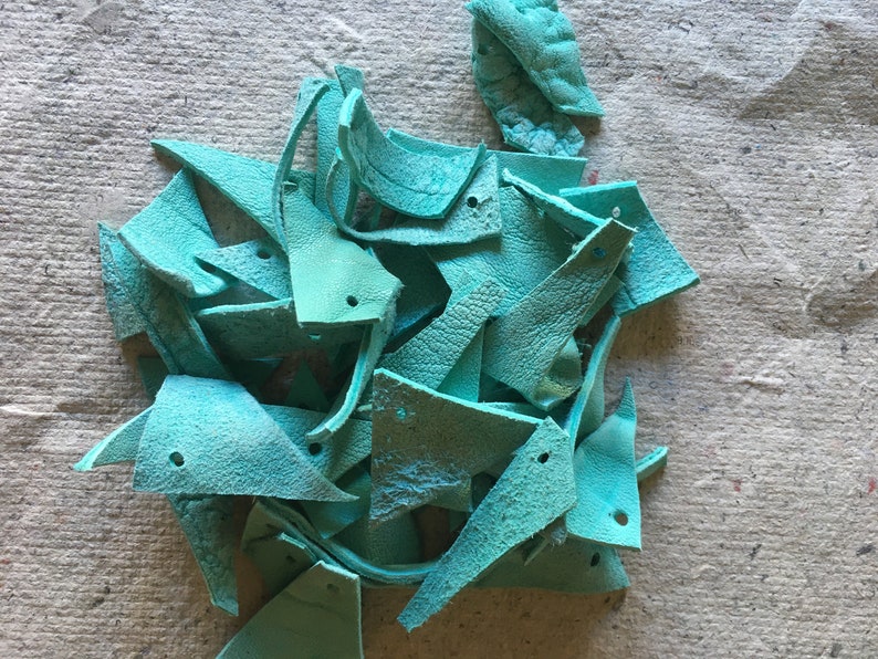 Leather scraps turquoise image 3
