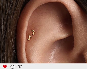 20G/18G/16G Tiny Music note Push Pin Labret •  Threadless Flat Back Earring • Tragus Stud • Flat Back Stud • Helix Stud • Cartilage Stud