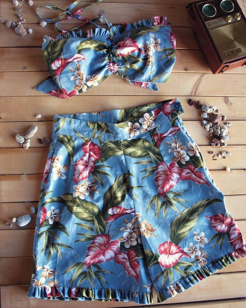 Swell Dame 1950s Reproduction Playsuit With Hawaiian Tropical - Etsy