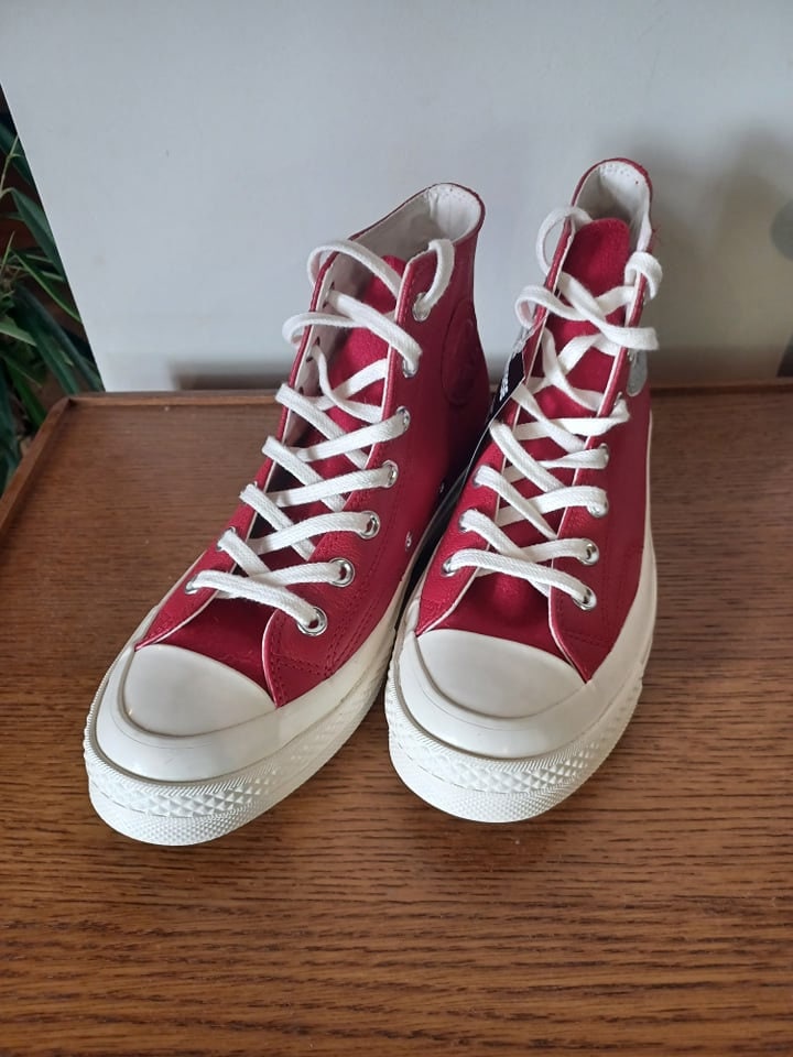 New with Tags Converse All Star Red Leather Shoes Size EU38