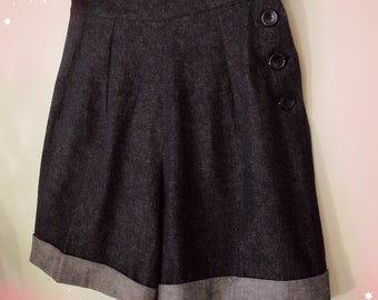 Swell Dame 1950s style women black denim high waisted shorts with side buttons or zipper
