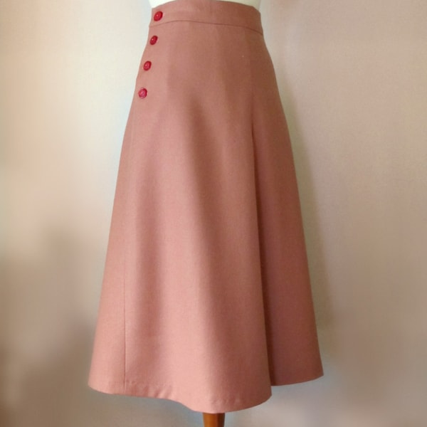 Swell Dame 1950s skirt with side butttons and center pleat