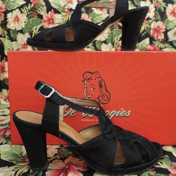 Ol'Woogies black suede sandals 1940s style *Size 3