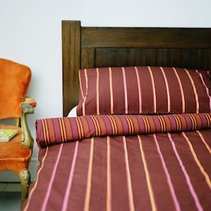 100% Cotton Paul Vogel Design bed linen - Maroon Stripe