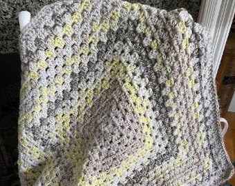 Crochet handmade GRANNY SQUARE Baby Child Toddler blanket afghan wrap lap multi pastel gray yellow unisex soft 29" x 29"