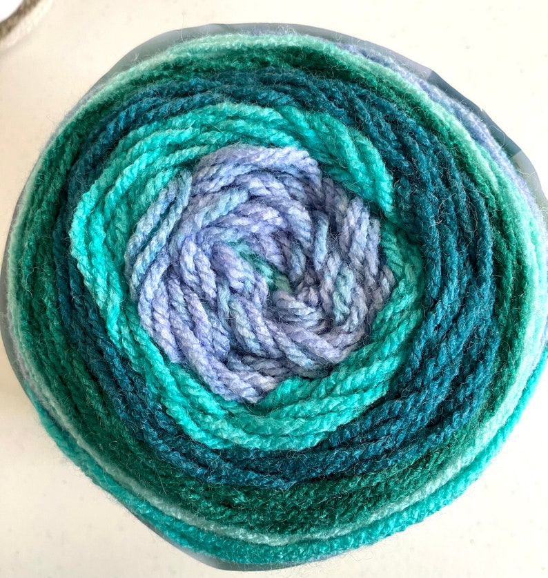 Caron Cakes Yarn 4 Medium Worsted Aran Acrylic Wool 383 Yd 350 M 7.1 Oz