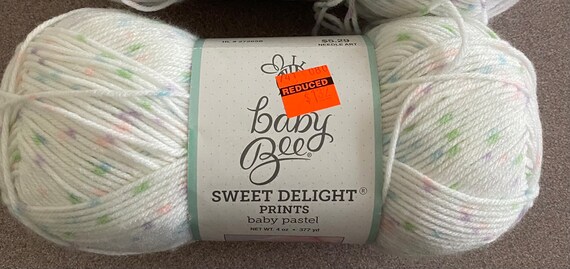 Yarn Bee, Art, Baby Bee Yarn Sweet Delight Lot Of 3 Color Is Puppy Kisses  Blue 377 Yds Ea New